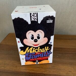 Pop Mart Mickey Family Cute Together Keychain- Chip